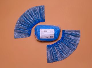 Изображение товара «Бахилы однораз ПРОЧНЫЕ 30 мкм (3.5 гр) арт.16 СИНИЕ пара уп. N25»