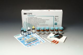 Изображение товара «Витример (Vitremer) набор 6-цветный стеклоин пломб мат-л набор 6х5гр (3303I) N1»